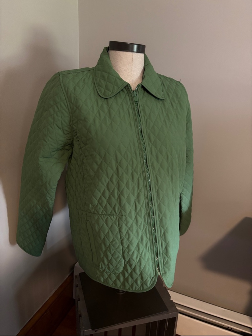 Architect Quilted Olive Green Zip-Front Puffer Jacket Petite Medium